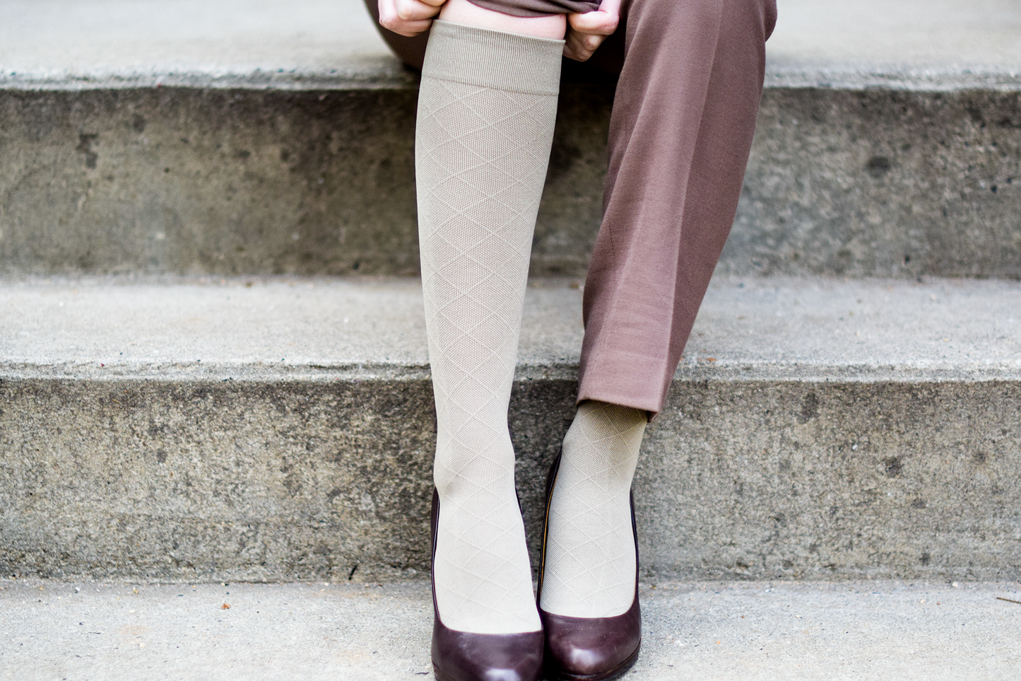 Classic Compression Women's Diamond Dress Socks